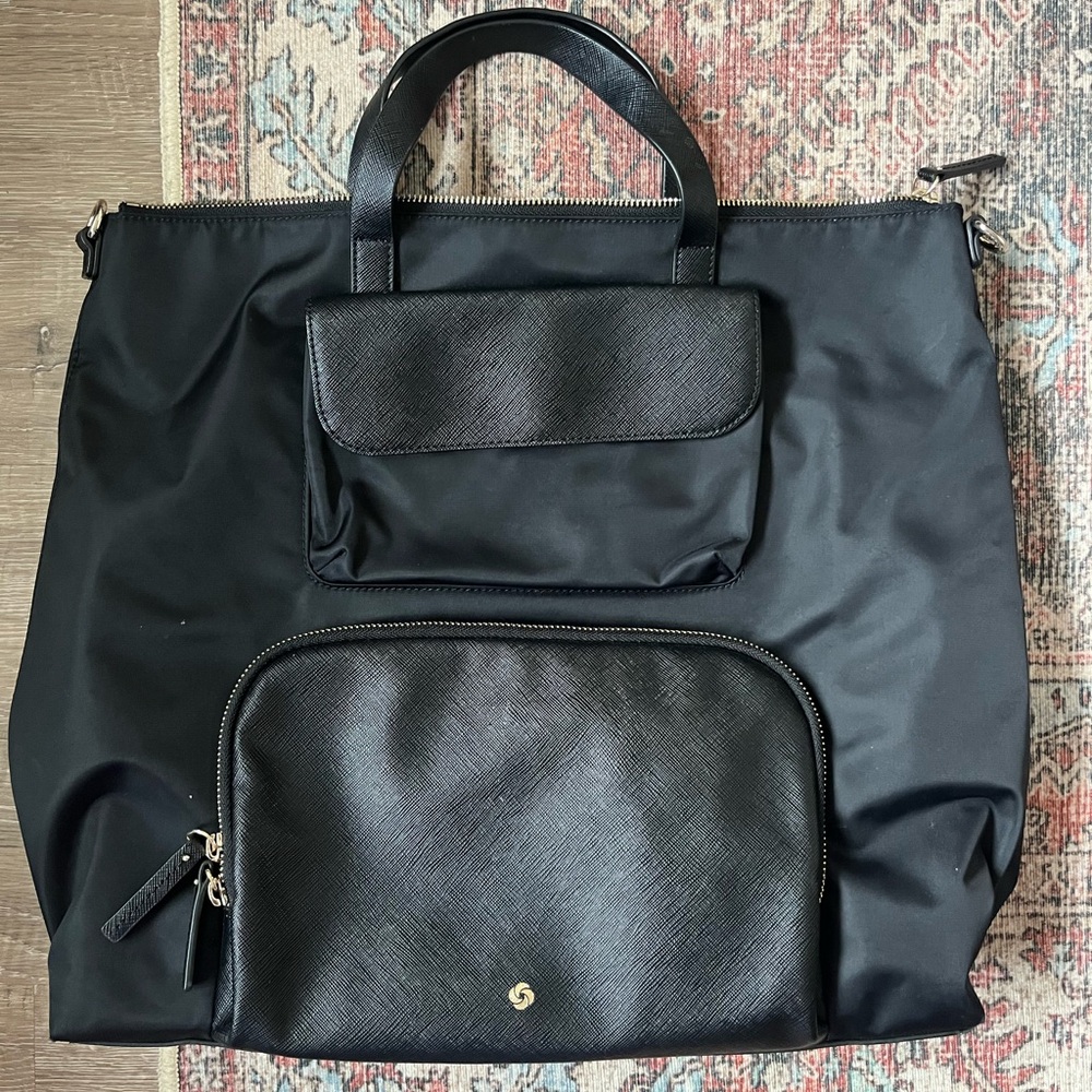 Black Tote Bag with Front Pocket